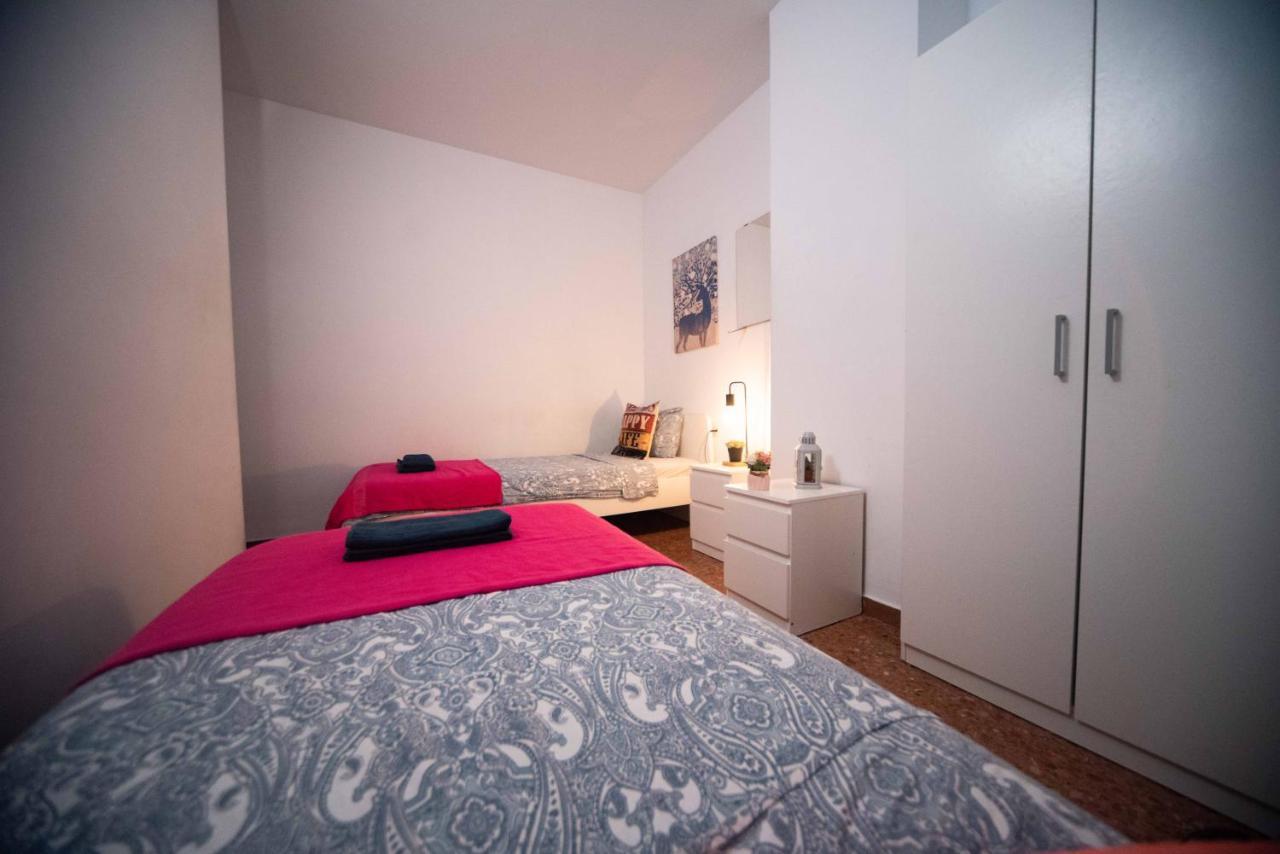 Eixample Private Rooms Barcelona Ngoại thất bức ảnh