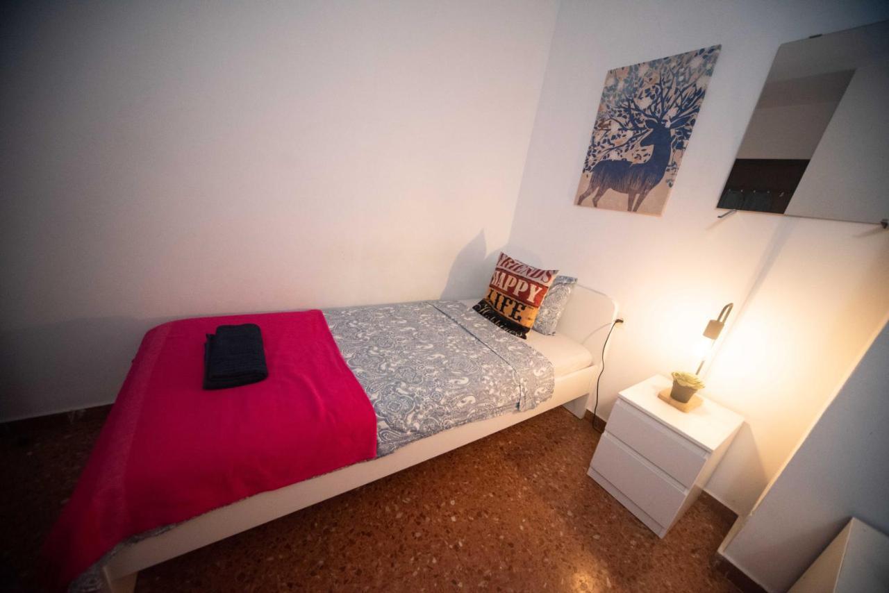 Eixample Private Rooms Barcelona Ngoại thất bức ảnh