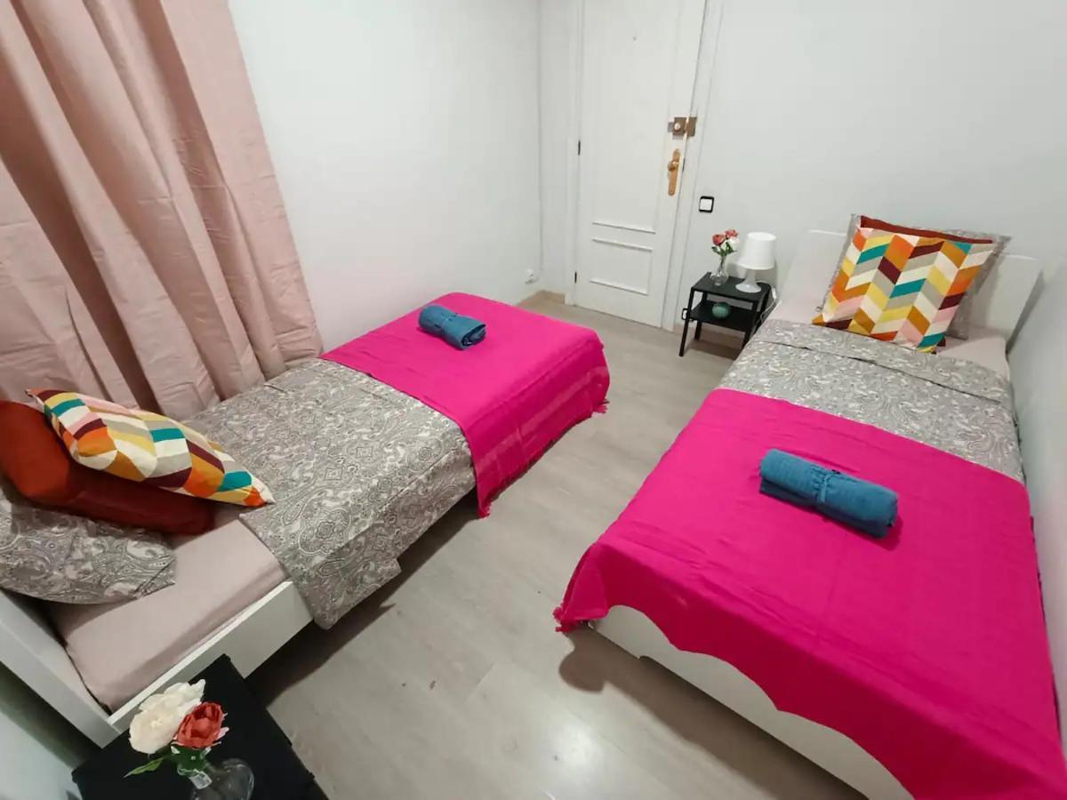 Eixample Private Rooms Barcelona Ngoại thất bức ảnh
