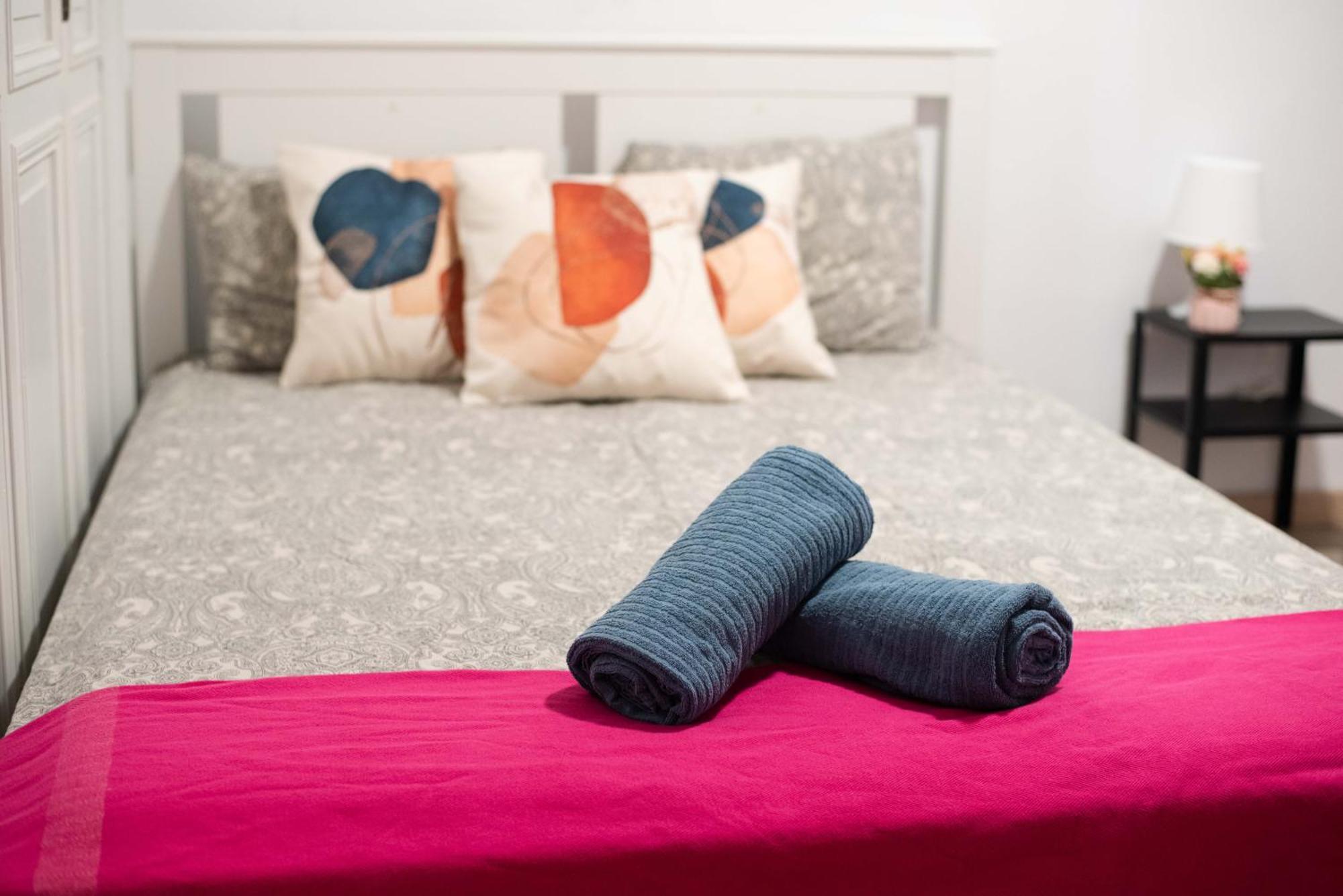 Eixample Private Rooms Barcelona Ngoại thất bức ảnh
