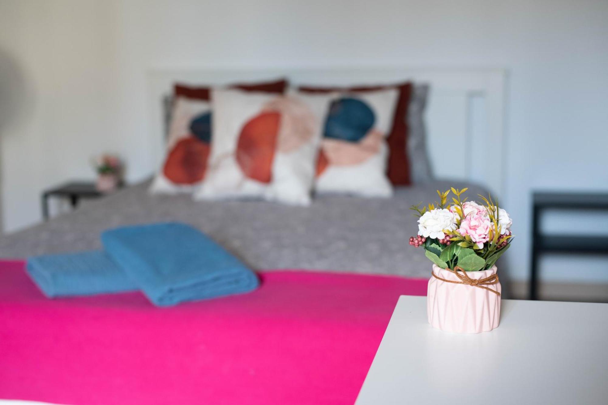 Eixample Private Rooms Barcelona Ngoại thất bức ảnh