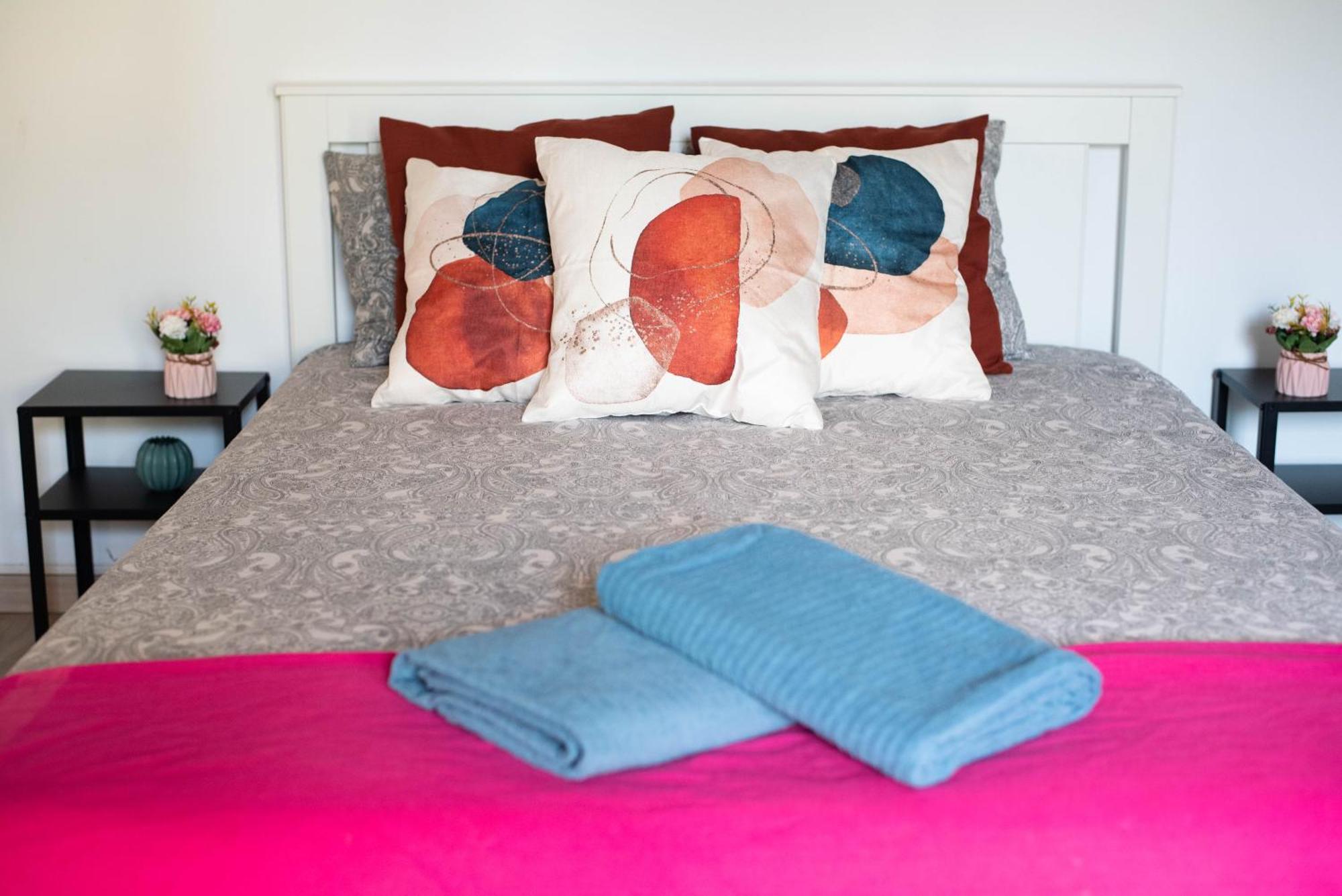 Eixample Private Rooms Barcelona Ngoại thất bức ảnh